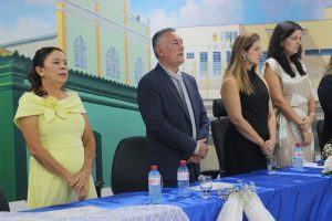 Carrinho Cidreira e Regina Machado são diplomados prefeito e vice de Viana