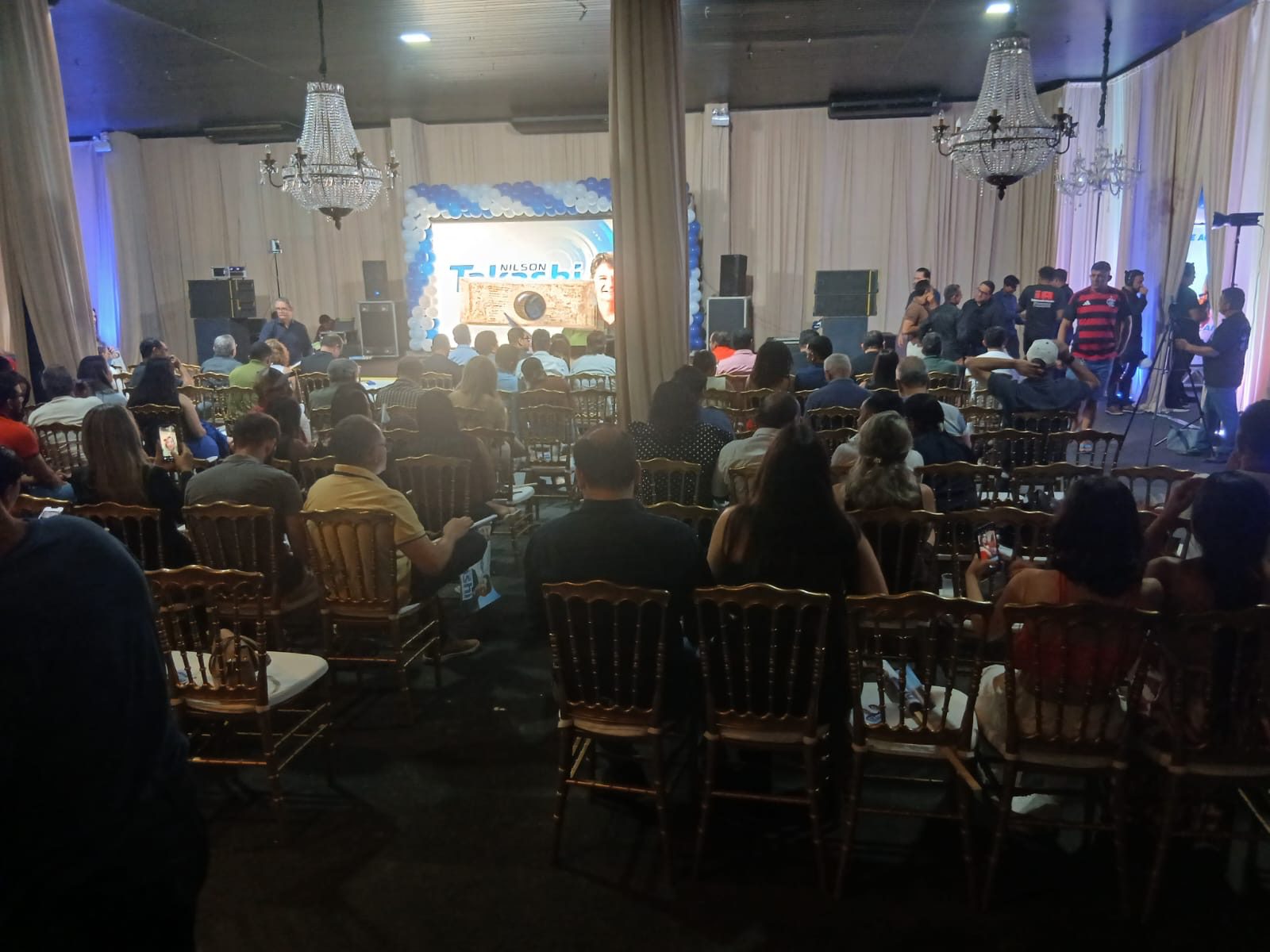 Eventos esvaziados no interior colocam em xeque pesquisas favoráveis a Braide