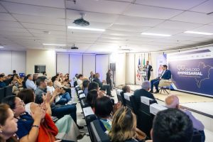 Na Fecomércio, Orleans Brandão apresenta propostas para fortalecer empresas e gerar empregos no Maranhão