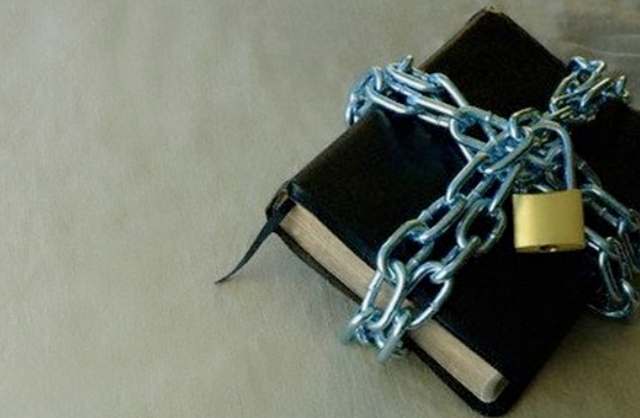Maioria do STF vota para derrubar lei que obriga escolas e bibliotecas a terem Bíblia