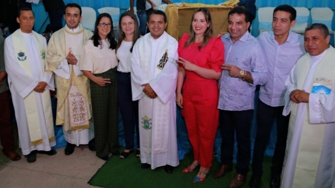 Josimar e família participam da comemoração dos 27 anos de emancipação e 50 de fundação do município de Maranhãozinho