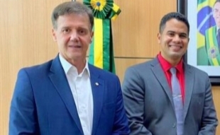 Prefeito de Rosário usa estrutura da prefeitura para reeleição de Aluísio Mendes